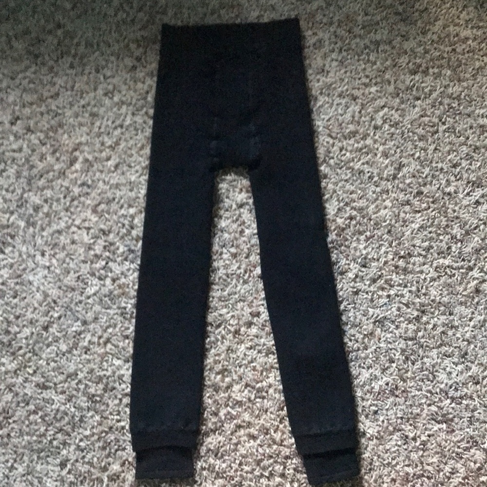 Black tight leggings